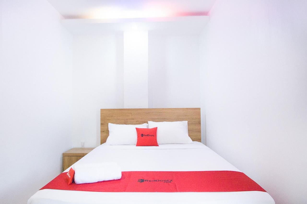 Reddoorz @ Rs Adam Malik Medan Hotel Екстериор снимка
